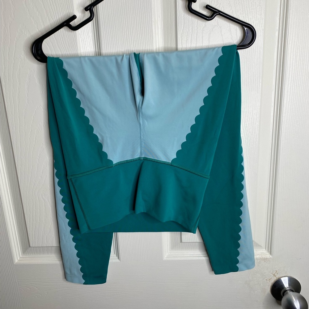 Aerie scalloped leggings